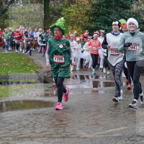 07.12.2025 - St. Pauli X-Mass-Run No. 15 Michael Burmester http://msf.ph/oto/9403058 07.12.2025 10:45:19 Laufen 5, 1706, 1708, 1841, 587, 2742 meine-sportfotos.de