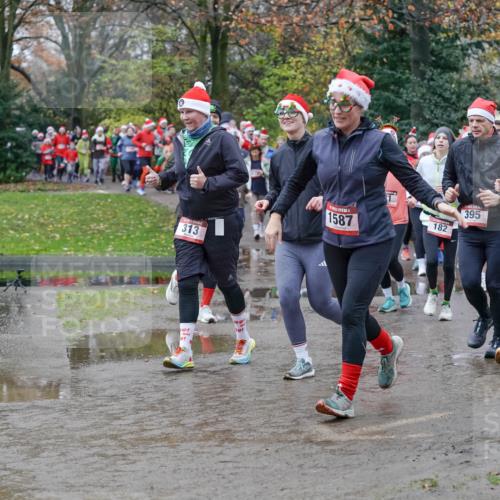 07.12.2025 - St. Pauli X-Mass-Run No. 15 Michael Burmester http://msf.ph/oto/9403077 07.12.2025 10:45:23 Laufen 313, 10, 0, 361, 395, 1587, 182 meine-sportfotos.de