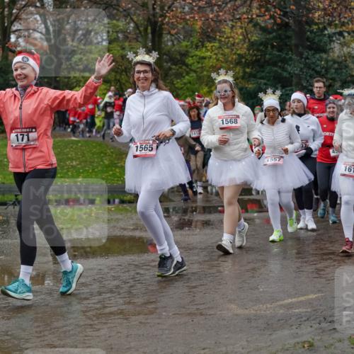 07.12.2025 - St. Pauli X-Mass-Run No. 15 Michael Burmester http://msf.ph/oto/9403094 07.12.2025 10:45:27 Laufen 171, 1565, 1412, 1568, 1557, 1619, 1298 meine-sportfotos.de