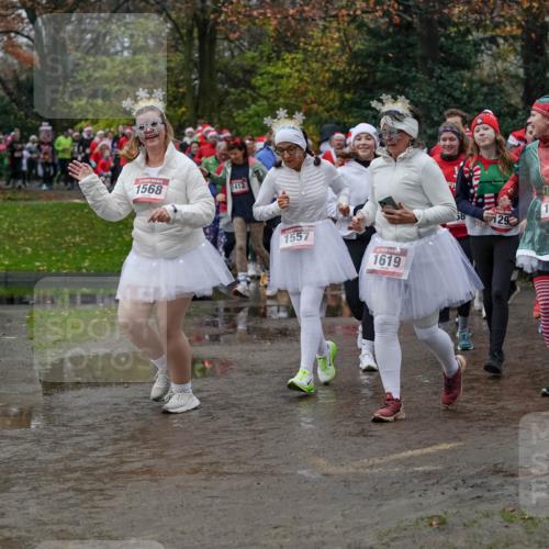 07.12.2025 - St. Pauli X-Mass-Run No. 15 Michael Burmester http://msf.ph/oto/9403098 07.12.2025 10:45:27 Laufen 55, 1568, 1412, 1557, 1619, 4585, 1298, 129 meine-sportfotos.de