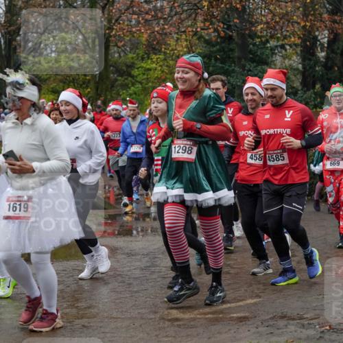 07.12.2025 - St. Pauli X-Mass-Run No. 15 Michael Burmester http://msf.ph/oto/9403105 07.12.2025 10:45:29 Laufen 1557, 1619, 1223, 1229, 1298, 20, 20, 458, 4585, 669 meine-sportfotos.de