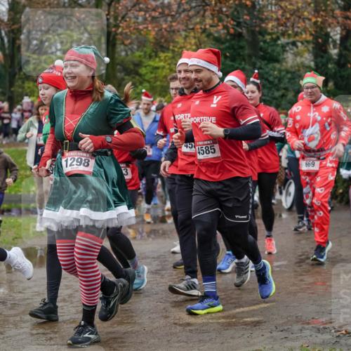 07.12.2025 - St. Pauli X-Mass-Run No. 15 Michael Burmester http://msf.ph/oto/9403111 07.12.2025 10:45:29 Laufen 1, 1298, 3, 45, 4585, 667, 669 meine-sportfotos.de