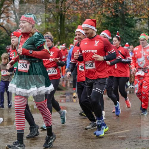 07.12.2025 - St. Pauli X-Mass-Run No. 15 Michael Burmester http://msf.ph/oto/9403113 07.12.2025 10:45:29 Laufen 15, 1298, 1697, 141, 216, 15, 4585, 150, 45, 4583, 669, 667 meine-sportfotos.de