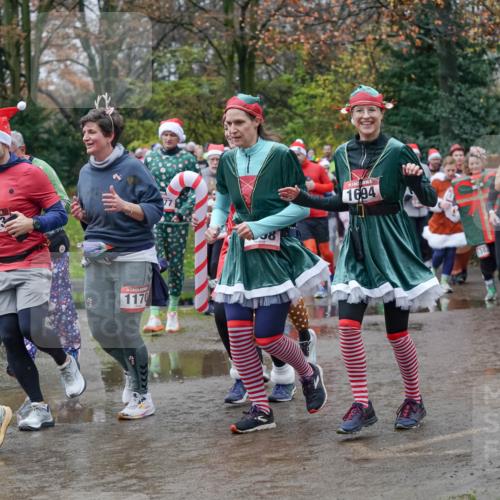 07.12.2025 - St. Pauli X-Mass-Run No. 15 Michael Burmester http://msf.ph/oto/9403133 07.12.2025 10:45:33 Laufen 229, 1223, 77, 1170, 23, 38, 1694, 1382, 1252, 1376 meine-sportfotos.de