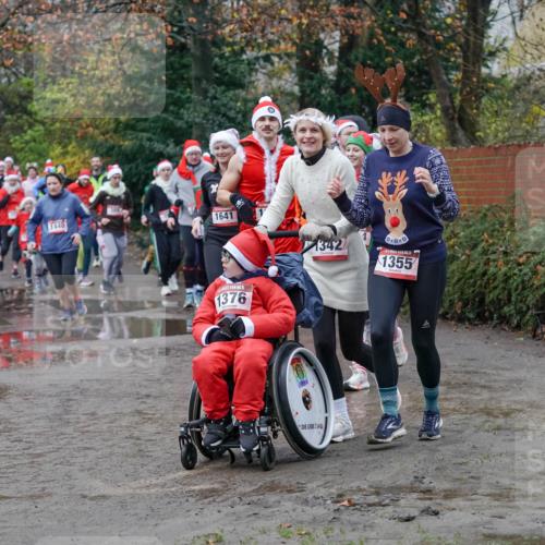 07.12.2025 - St. Pauli X-Mass-Run No. 15 Michael Burmester http://msf.ph/oto/9403134 07.12.2025 10:45:34 Laufen 1464, 1381, 440, 1641, 1376, 1342, 1355 meine-sportfotos.de