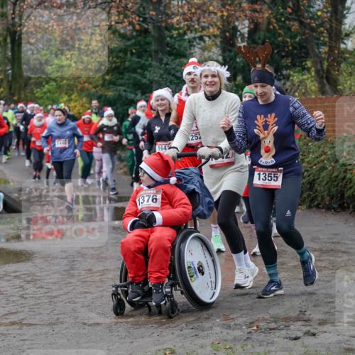 07.12.2025 - St. Pauli X-Mass-Run No. 15 Michael Burmester http://msf.ph/oto/9403136 07.12.2025 10:45:34 Laufen 1464, 1381, 1376, 1641, 252, 5, 1355 meine-sportfotos.de