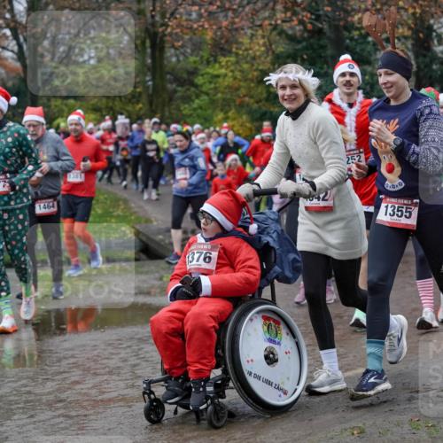 07.12.2025 - St. Pauli X-Mass-Run No. 15 Michael Burmester http://msf.ph/oto/9403141 07.12.2025 10:45:35 Laufen 1477, 1464, 1381, 15, 1376, 442, 252, 15, 1355, 471, 63 meine-sportfotos.de