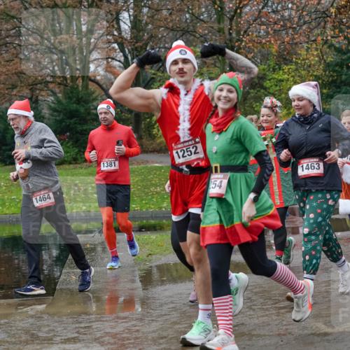 07.12.2025 - St. Pauli X-Mass-Run No. 15 Michael Burmester http://msf.ph/oto/9403147 07.12.2025 10:45:36 Laufen 1464, 1381, 1252, 254, 1463, 1442, 123 meine-sportfotos.de