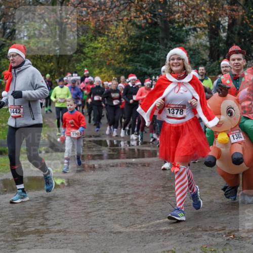 07.12.2025 - St. Pauli X-Mass-Run No. 15 Michael Burmester http://msf.ph/oto/9403157 07.12.2025 10:45:39 Laufen 1442, 15, 1378, 1382 meine-sportfotos.de