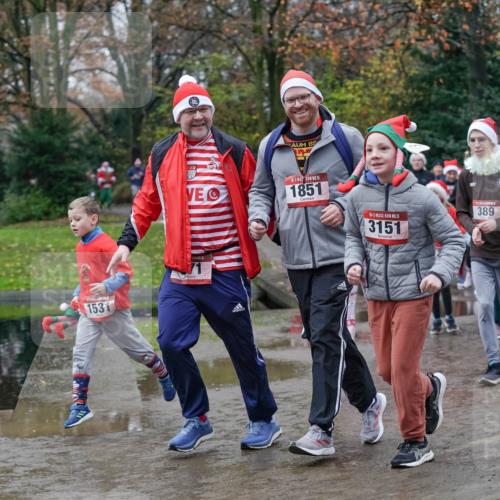 07.12.2025 - St. Pauli X-Mass-Run No. 15 Michael Burmester http://msf.ph/oto/9403169 07.12.2025 10:45:41 Laufen 1531, 15, 1851, 5, 15, 3151, 389 meine-sportfotos.de