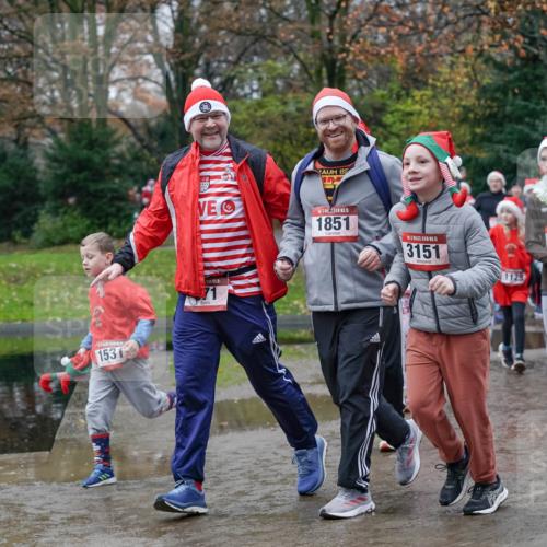 07.12.2025 - St. Pauli X-Mass-Run No. 15 Michael Burmester http://msf.ph/oto/9403170 07.12.2025 10:45:41 Laufen 1531, 15, 1851, 15, 3151, 1129, 389 meine-sportfotos.de