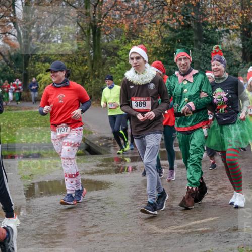 07.12.2025 - St. Pauli X-Mass-Run No. 15 Michael Burmester http://msf.ph/oto/9403174 07.12.2025 10:45:42 Laufen 781, 5, 389, 151, 1107, 1402, 166 meine-sportfotos.de