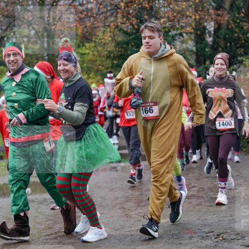 07.12.2025 - St. Pauli X-Mass-Run No. 15 Michael Burmester http://msf.ph/oto/9403180 07.12.2025 10:45:43 Laufen 152, 15, 166, 1400, 1260 meine-sportfotos.de