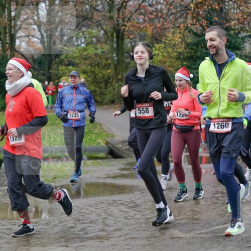 07.12.2025 - St. Pauli X-Mass-Run No. 15 Michael Burmester http://msf.ph/oto/9403189 07.12.2025 10:45:45 Laufen 1529, 1233, 2, 15, 558, 15, 1260, 1230 meine-sportfotos.de
