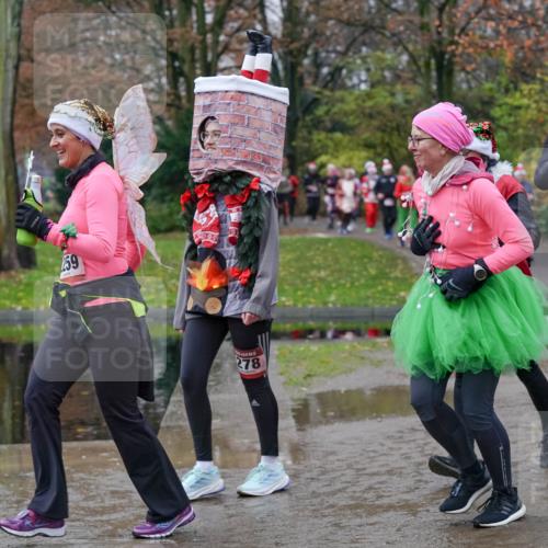 07.12.2025 - St. Pauli X-Mass-Run No. 15 Michael Burmester http://msf.ph/oto/9403215 07.12.2025 10:45:52 Laufen 159, 278, 624 meine-sportfotos.de