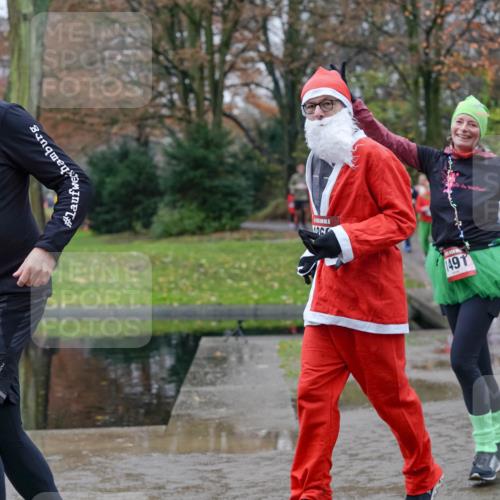 07.12.2025 - St. Pauli X-Mass-Run No. 15 Michael Burmester http://msf.ph/oto/9403223 07.12.2025 10:45:53 Laufen 25, 491, 1812 meine-sportfotos.de