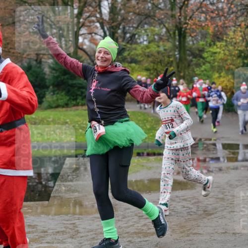 07.12.2025 - St. Pauli X-Mass-Run No. 15 Michael Burmester http://msf.ph/oto/9403224 07.12.2025 10:45:54 Laufen 866, 19, 1812 meine-sportfotos.de