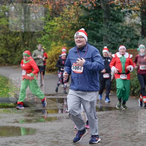 07.12.2025 - St. Pauli X-Mass-Run No. 15 Michael Burmester http://msf.ph/oto/9403243 07.12.2025 10:46:02 Laufen 15, 1809, 1084, 1776, 688, 693 meine-sportfotos.de