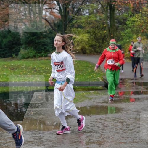 07.12.2025 - St. Pauli X-Mass-Run No. 15 Michael Burmester http://msf.ph/oto/9403249 07.12.2025 10:46:03 Laufen 1810, 2040 meine-sportfotos.de