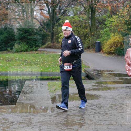 07.12.2025 - St. Pauli X-Mass-Run No. 15 Michael Burmester http://msf.ph/oto/9403266 07.12.2025 10:46:07 Laufen 15, 1778, 122, 2773 meine-sportfotos.de