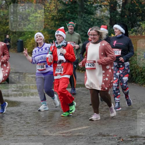 07.12.2025 - St. Pauli X-Mass-Run No. 15 Michael Burmester http://msf.ph/oto/9403272 07.12.2025 10:46:09 Laufen 22, 1186, 15, 423, 15, 1420, 511, 502 meine-sportfotos.de