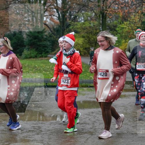 07.12.2025 - St. Pauli X-Mass-Run No. 15 Michael Burmester http://msf.ph/oto/9403277 07.12.2025 10:46:10 Laufen 15, 1423, 1511, 15, 1420, 2070 meine-sportfotos.de