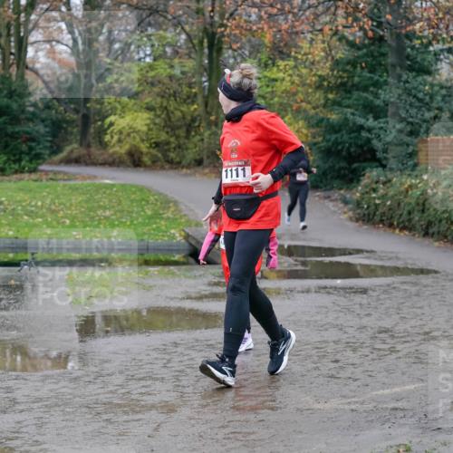 07.12.2025 - St. Pauli X-Mass-Run No. 15 Michael Burmester http://msf.ph/oto/9403290 07.12.2025 10:46:13 Laufen 1111 meine-sportfotos.de