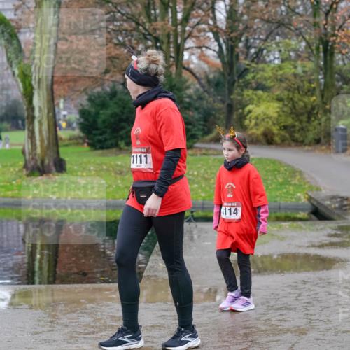 07.12.2025 - St. Pauli X-Mass-Run No. 15 Michael Burmester http://msf.ph/oto/9403292 07.12.2025 10:46:15 Laufen 1111, 114 meine-sportfotos.de