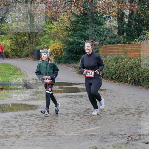 07.12.2025 - St. Pauli X-Mass-Run No. 15 Michael Burmester http://msf.ph/oto/9403304 07.12.2025 10:46:21 Laufen 81, 4798 meine-sportfotos.de
