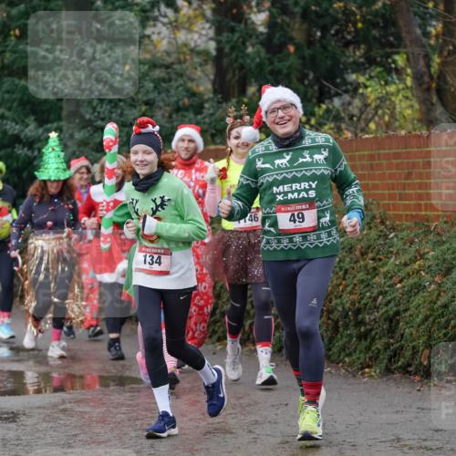 07.12.2025 - St. Pauli X-Mass-Run No. 15 Michael Burmester http://msf.ph/oto/9403322 07.12.2025 10:46:37 Laufen 694, 134, 146, 49 meine-sportfotos.de