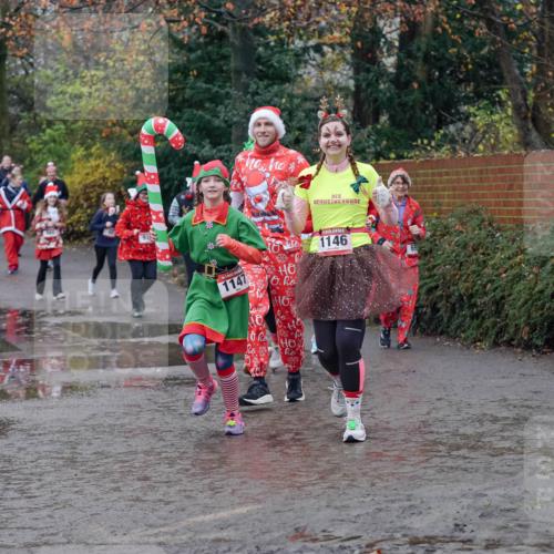 07.12.2025 - St. Pauli X-Mass-Run No. 15 Michael Burmester http://msf.ph/oto/9403328 07.12.2025 10:46:40 Laufen 1147, 1146 meine-sportfotos.de