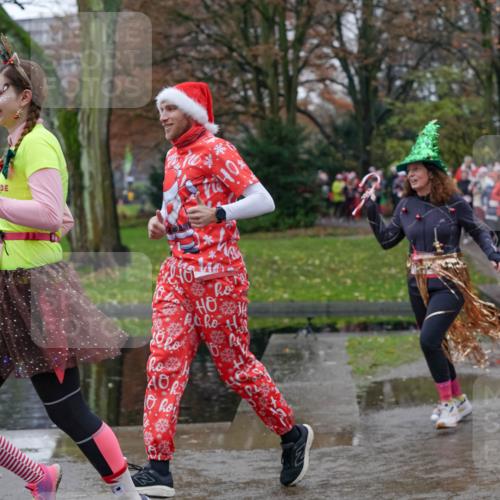 07.12.2025 - St. Pauli X-Mass-Run No. 15 Michael Burmester http://msf.ph/oto/9403336 07.12.2025 10:46:42 Laufen 1147, 46 meine-sportfotos.de