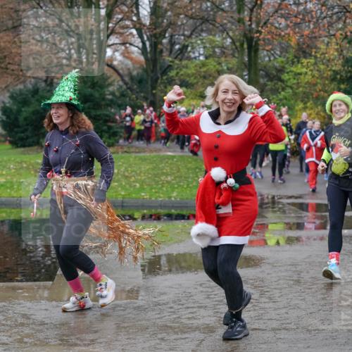 07.12.2025 - St. Pauli X-Mass-Run No. 15 Michael Burmester http://msf.ph/oto/9403337 07.12.2025 10:46:43 Laufen 30, 942 meine-sportfotos.de