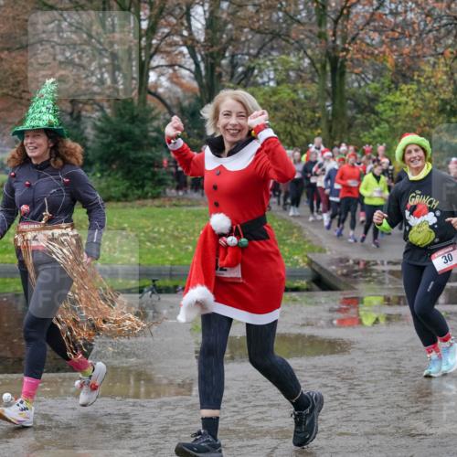 07.12.2025 - St. Pauli X-Mass-Run No. 15 Michael Burmester http://msf.ph/oto/9403339 07.12.2025 10:46:43 Laufen 30, 94 meine-sportfotos.de