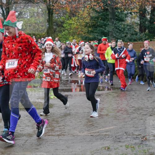 07.12.2025 - St. Pauli X-Mass-Run No. 15 Michael Burmester http://msf.ph/oto/9403356 07.12.2025 10:46:48 Laufen 946, 948, 60, 48, 46 meine-sportfotos.de