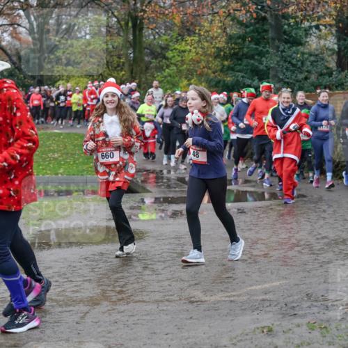 07.12.2025 - St. Pauli X-Mass-Run No. 15 Michael Burmester http://msf.ph/oto/9403358 07.12.2025 10:46:48 Laufen 94, 94, 660, 48, 175, 46 meine-sportfotos.de