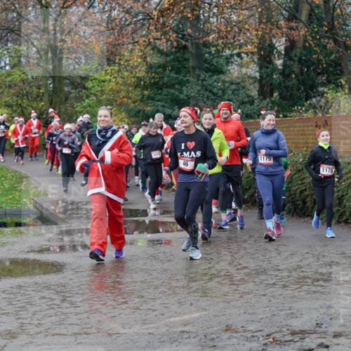 07.12.2025 - St. Pauli X-Mass-Run No. 15 Michael Burmester http://msf.ph/oto/9403363 07.12.2025 10:46:50 Laufen 1692, 1175, 46, 1178 meine-sportfotos.de
