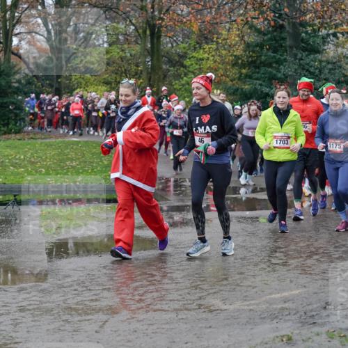 07.12.2025 - St. Pauli X-Mass-Run No. 15 Michael Burmester http://msf.ph/oto/9403365 07.12.2025 10:46:50 Laufen 46, 1703, 1703, 30, 1175, 4802, 1178 meine-sportfotos.de