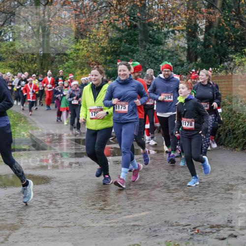 07.12.2025 - St. Pauli X-Mass-Run No. 15 Michael Burmester http://msf.ph/oto/9403367 07.12.2025 10:46:51 Laufen 619, 17, 692, 1703, 1175, 794, 1178, 96 meine-sportfotos.de