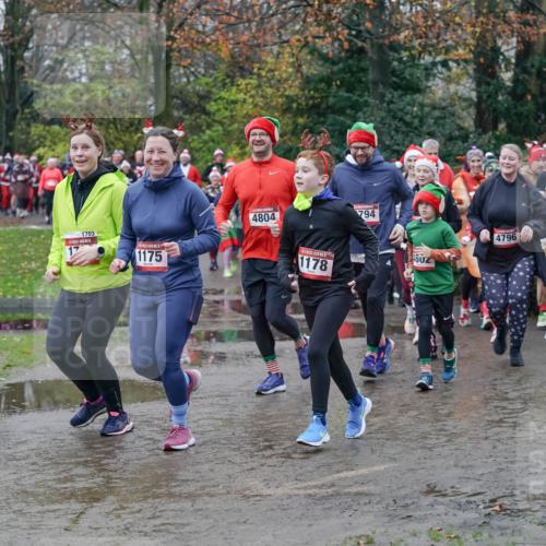 07.12.2025 - St. Pauli X-Mass-Run No. 15 Michael Burmester http://msf.ph/oto/9403370 07.12.2025 10:46:52 Laufen 1703, 1175, 4804, 1178, 794, 802, 4796, 31 meine-sportfotos.de