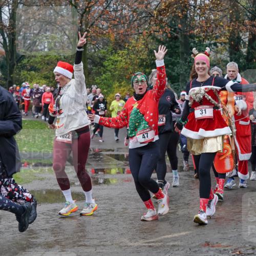 07.12.2025 - St. Pauli X-Mass-Run No. 15 Michael Burmester http://msf.ph/oto/9403386 07.12.2025 10:46:55 Laufen 4796, 22, 47, 92, 31, 3, 39, 30, 520 meine-sportfotos.de