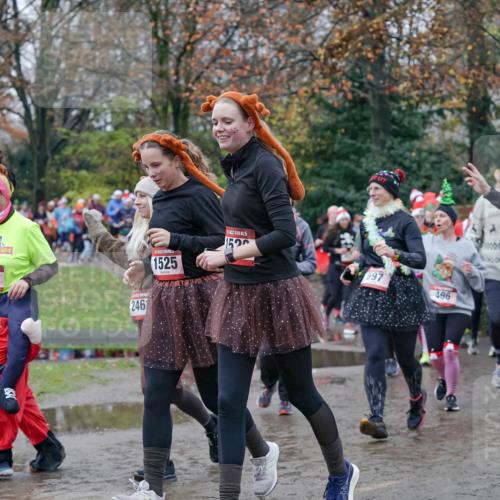 07.12.2025 - St. Pauli X-Mass-Run No. 15 Michael Burmester http://msf.ph/oto/9403404 07.12.2025 10:46:59 Laufen 53, 53, 1525, 52, 246, 225, 597, 496, 1582, 495, 605 meine-sportfotos.de