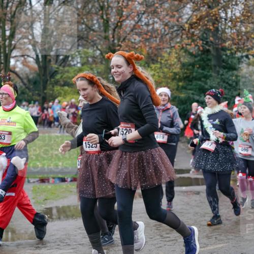 07.12.2025 - St. Pauli X-Mass-Run No. 15 Michael Burmester http://msf.ph/oto/9403405 07.12.2025 10:46:59 Laufen 53, 1523, 1520, 619, 97, 496, 1582, 495, 60 meine-sportfotos.de
