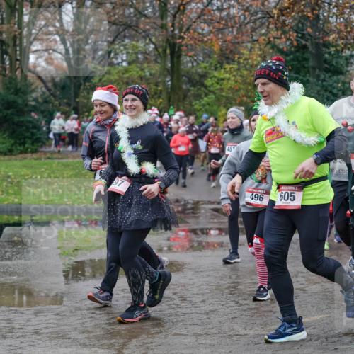 07.12.2025 - St. Pauli X-Mass-Run No. 15 Michael Burmester http://msf.ph/oto/9403410 07.12.2025 10:47:00 Laufen 97, 48, 5, 496, 15, 605, 495, 1579 meine-sportfotos.de