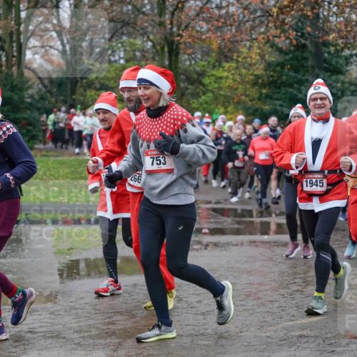 07.12.2025 - St. Pauli X-Mass-Run No. 15 Michael Burmester http://msf.ph/oto/9403425 07.12.2025 10:47:04 Laufen 1163, 15, 266, 753, 1945, 870 meine-sportfotos.de