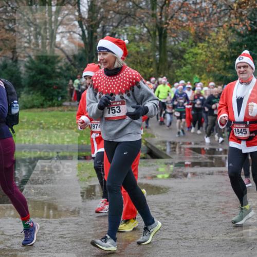 07.12.2025 - St. Pauli X-Mass-Run No. 15 Michael Burmester http://msf.ph/oto/9403427 07.12.2025 10:47:04 Laufen 1163, 1974, 15, 753, 1945, 187 meine-sportfotos.de