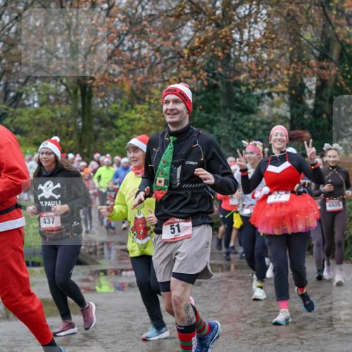 07.12.2025 - St. Pauli X-Mass-Run No. 15 Michael Burmester http://msf.ph/oto/9403433 07.12.2025 10:47:05 Laufen 15, 437, 51, 4805, 59 meine-sportfotos.de