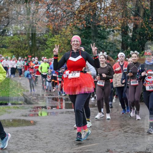 07.12.2025 - St. Pauli X-Mass-Run No. 15 Michael Burmester http://msf.ph/oto/9403436 07.12.2025 10:47:06 Laufen 5, 408, 22, 4810, 50, 4805, 59 meine-sportfotos.de