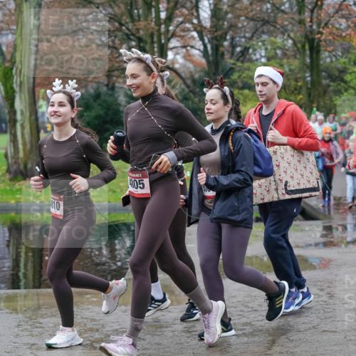 07.12.2025 - St. Pauli X-Mass-Run No. 15 Michael Burmester http://msf.ph/oto/9403449 07.12.2025 10:47:09 Laufen 810, 15, 4805, 1141 meine-sportfotos.de