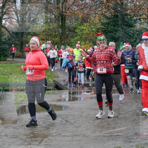 07.12.2025 - St. Pauli X-Mass-Run No. 15 Michael Burmester http://msf.ph/oto/9403452 07.12.2025 10:47:10 Laufen 1147, 1805, 44, 100, 66 meine-sportfotos.de
